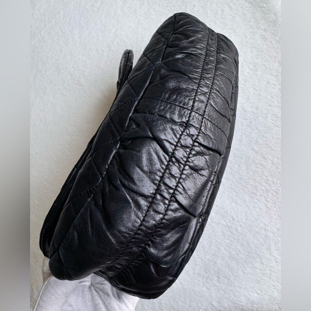 ᴿᵃʳᵉ ✨CHANEL 
Lambskin Quilted Small Sharpei Flap Black - Picture 10 of 16